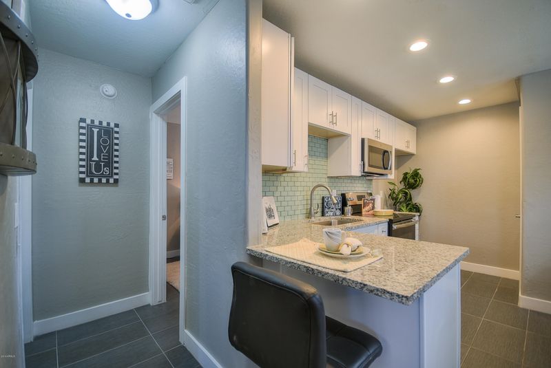 1437 S 14th Ave, Phoenix, AZ 85007