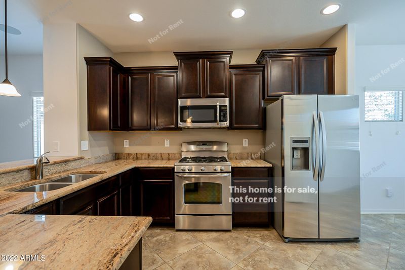 1437 W Birch Rd, San Tan Valley, AZ 85140