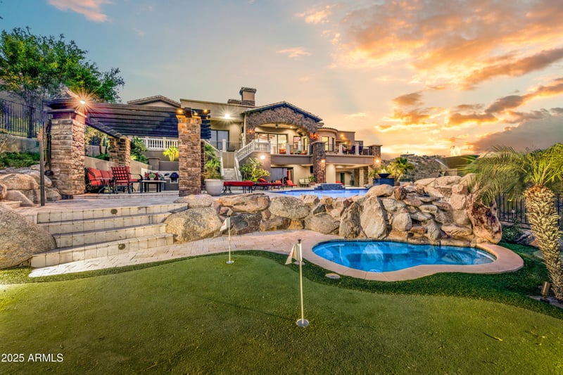14371 Kalil Dr, Scottsdale, AZ 85259