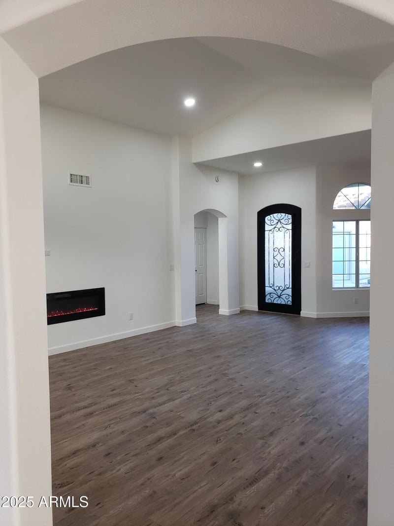 14371 Morning Star Trl, Surprise, AZ 85374