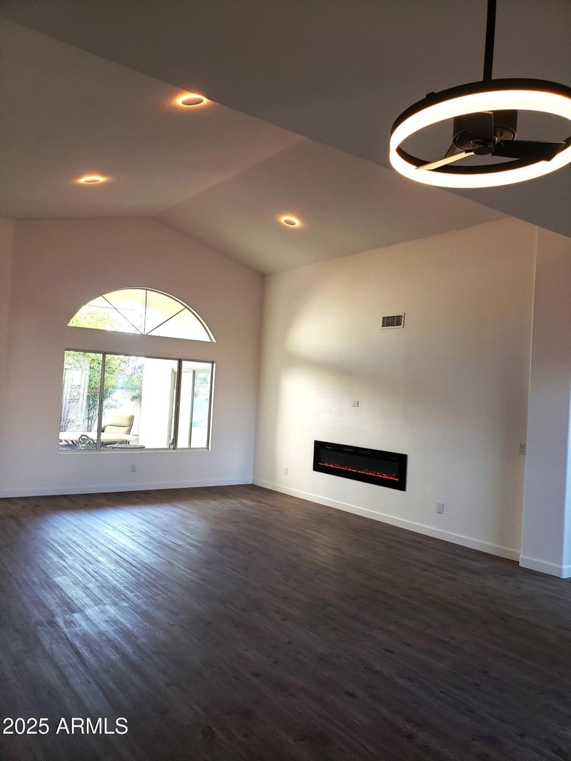 14371 Morning Star Trl, Surprise, AZ 85374
