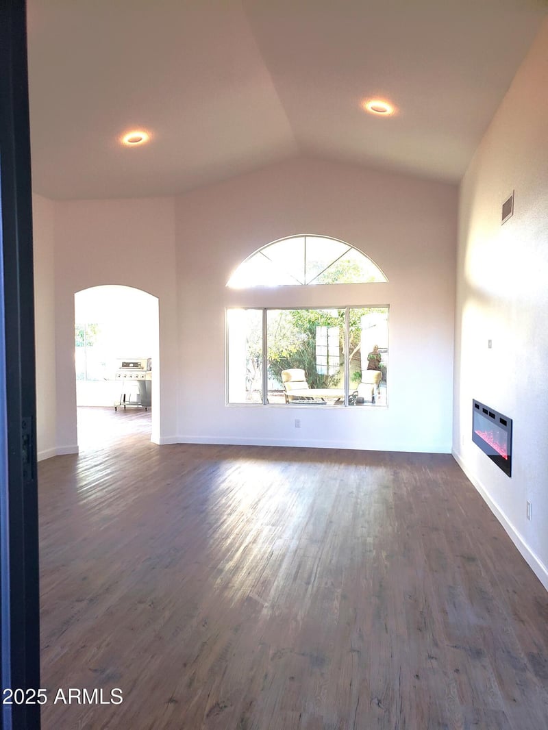 14371 Morning Star Trl, Surprise, AZ 85374