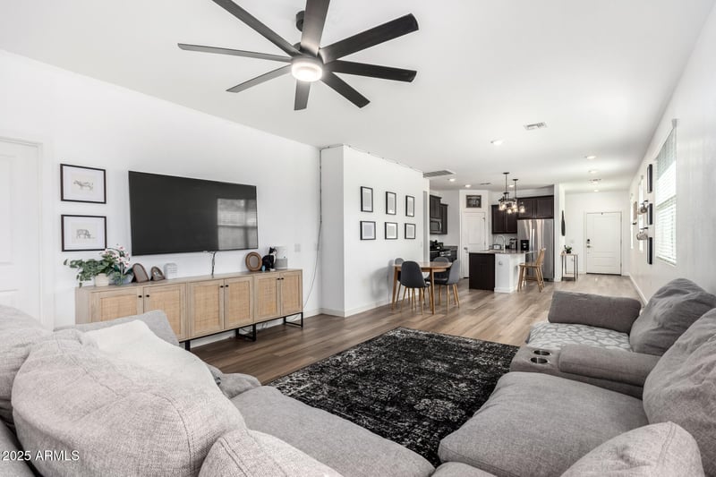 14374 Pershing St, Surprise, AZ 85379