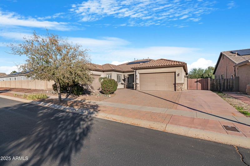 14376 Desert Hills Dr, Surprise, AZ 85379