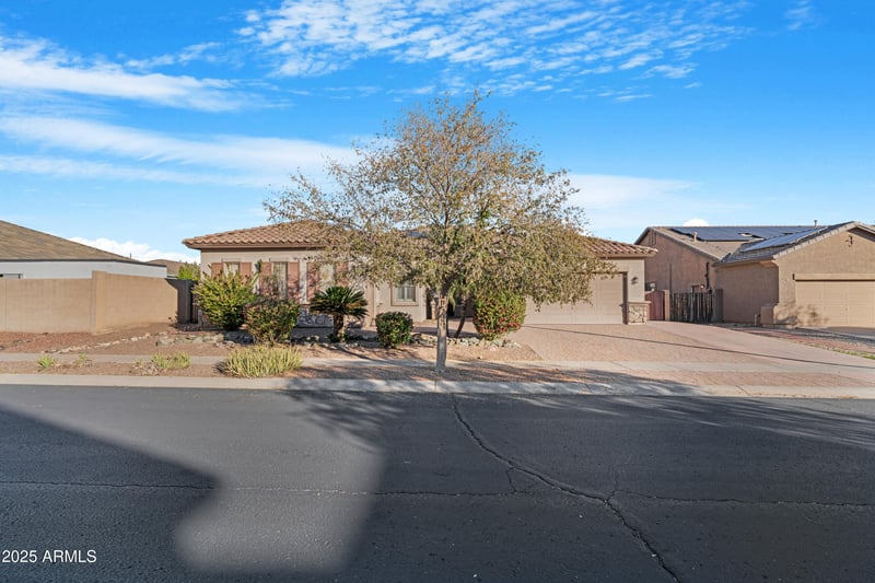 14376 Desert Hills Dr, Surprise, AZ 85379