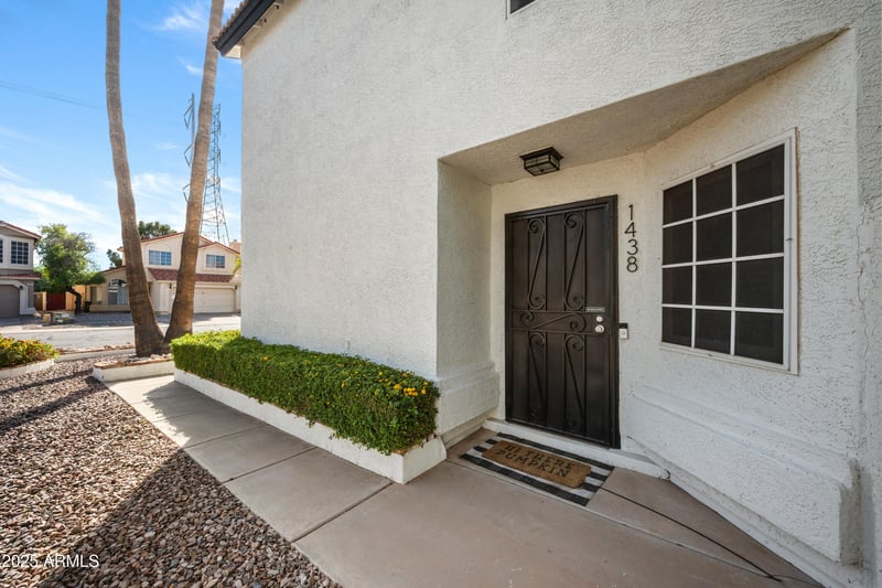 1438 Mineral Rd, Gilbert, AZ 85234