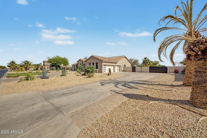 14389 Becker Ln, Surprise, AZ 85379