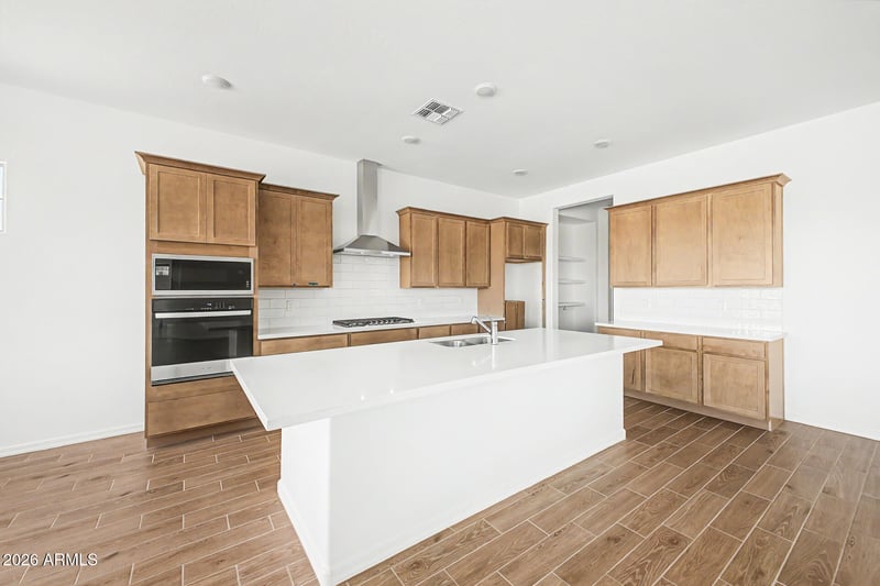 1439 S 183rd Dr, Goodyear, AZ 85338