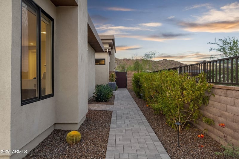 14395 Valencia Dr, Fountain Hills, AZ 85268