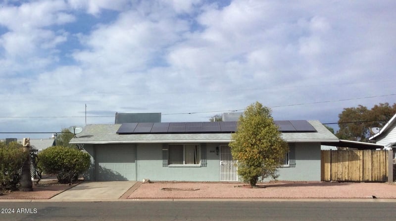 144 Peretz Cir, Morristown, AZ 85342