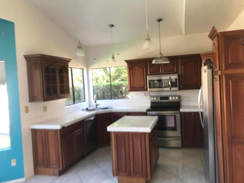 144 S Willow Creek St, Chandler, AZ 85225