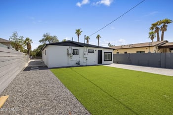 1440 Pierce St, Phoenix, AZ 85006