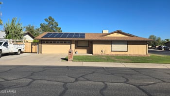 14401 52nd Ln, Glendale, AZ 85306