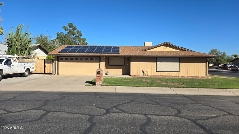 14401 52nd Ln, Glendale, AZ 85306