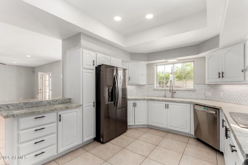 14401 N 29th St, Phoenix, AZ 85032