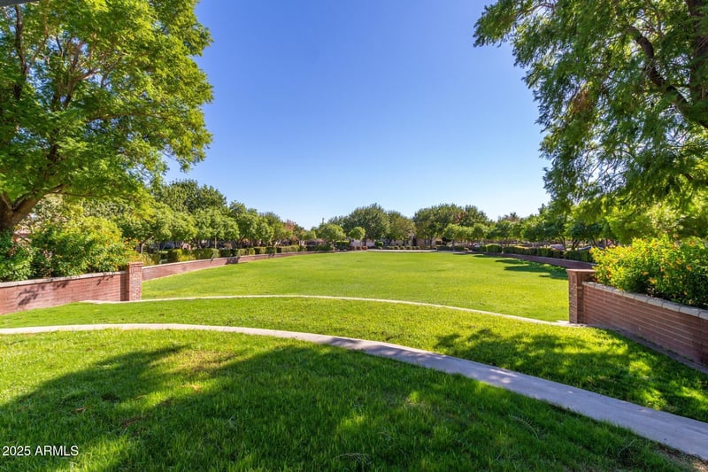 14401 Wethersfield Rd, Surprise, AZ 85379