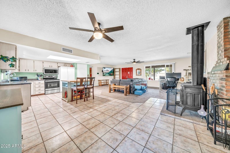 14403 181st Ave, Surprise, AZ 85388