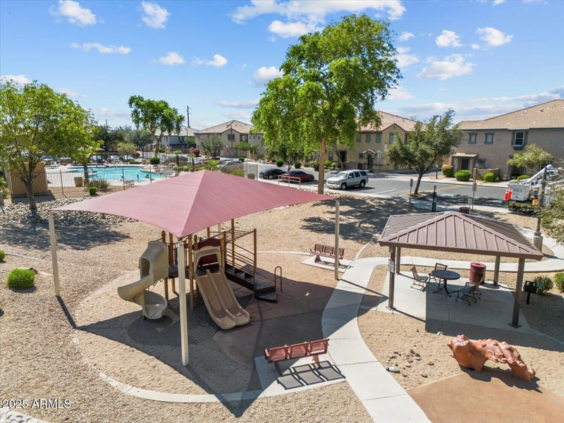 1441 80th Ln, Phoenix, AZ 85043