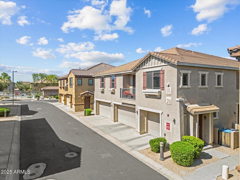 1441 80th Ln, Phoenix, AZ 85043