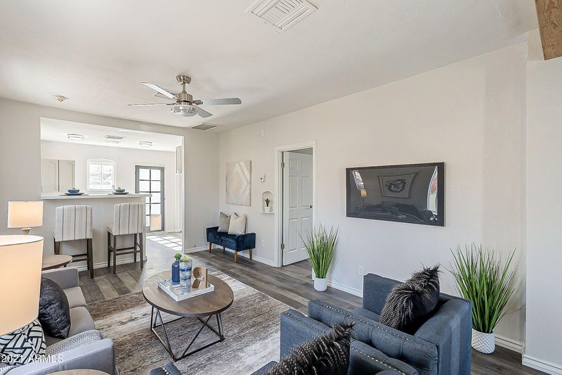 1441 E Brill St, Phoenix, AZ 85006
