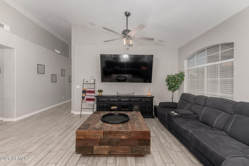 1441 Glenhaven Dr, Phoenix, AZ 85048