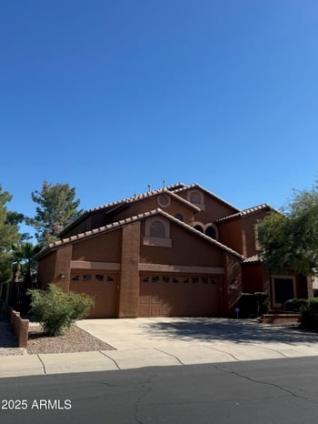 1441 La Arboleta Dr, Gilbert, AZ 85296