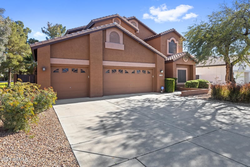 1441 S La Arboleta Dr, Gilbert, AZ 85296