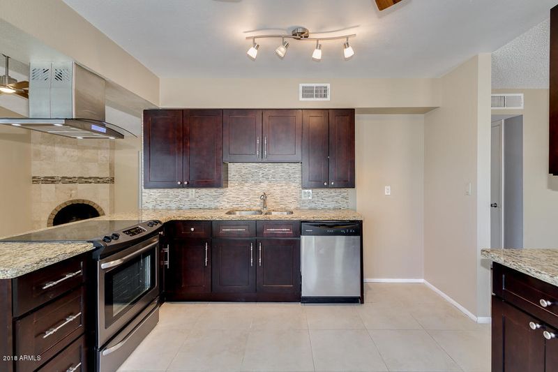 14410 N 42nd Pl, Phoenix, AZ 85032