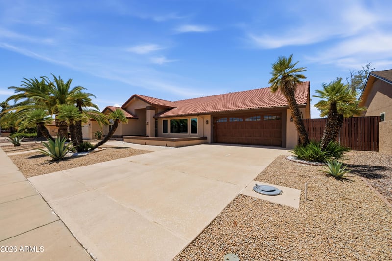 14411 Ravenswood Dr, Sun City West, AZ 85375