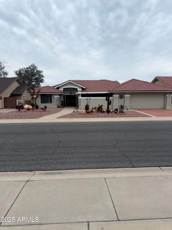 14419 Ravenswood Dr, Sun City West, AZ 85375