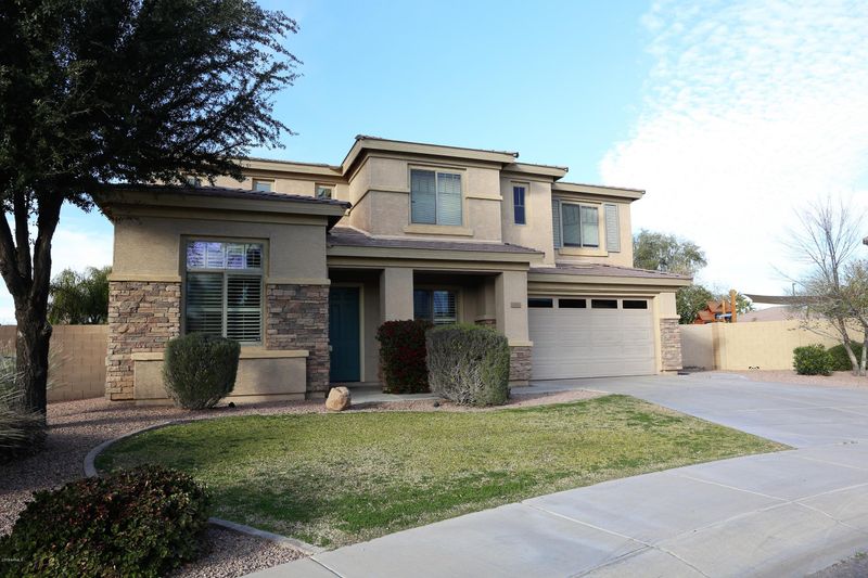 1442 E Bluebird Dr, Gilbert, AZ 85297