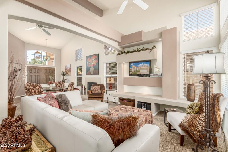 1442 E Nighthawk Way, Phoenix, AZ 85048