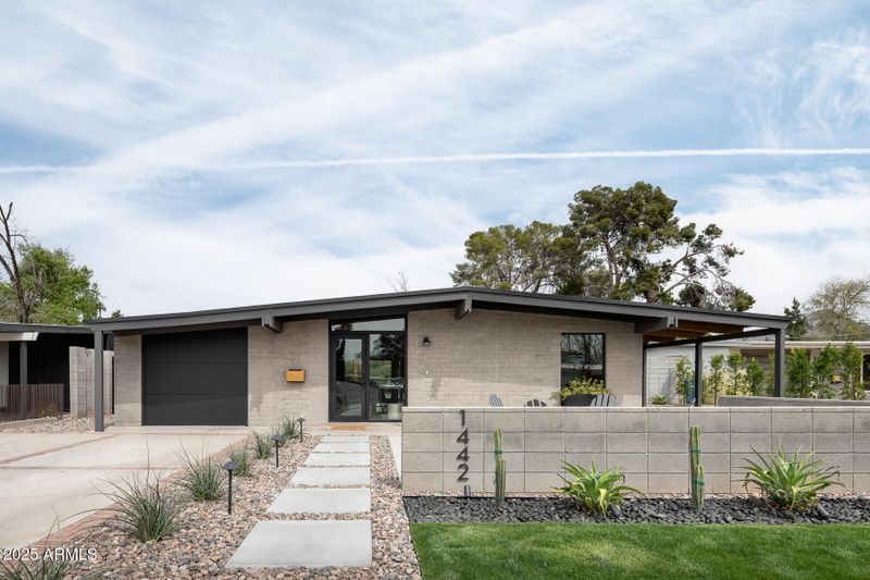 1442 E Rancho Dr, Phoenix, AZ 85014