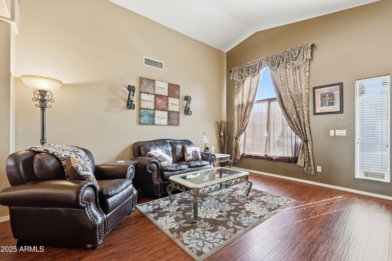 1442 Marco Polo Rd, Phoenix, AZ 85024