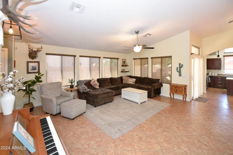 1442 N Sierra Hts, Mesa, AZ 85207