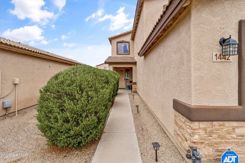 1442 Trellis Pl, San Tan Valley, AZ 85140