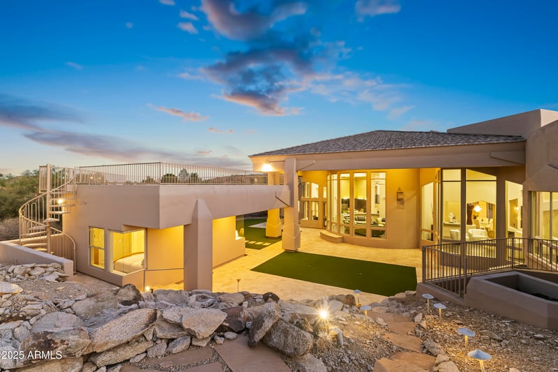 14425 Canyon Dr, Phoenix, AZ 85048