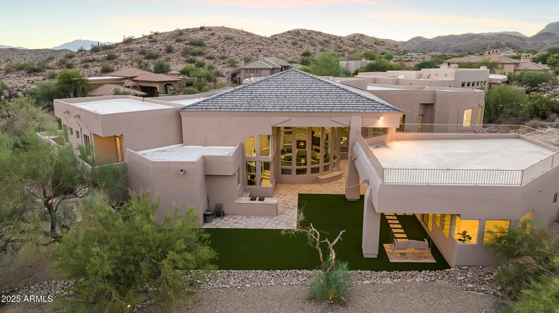 14425 Canyon Dr, Phoenix, AZ 85048