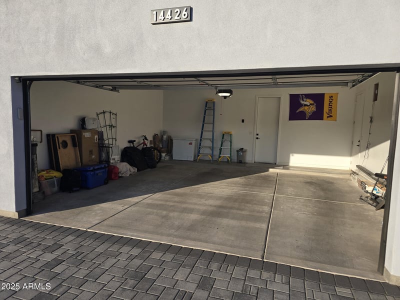 14426 39th Way, Phoenix, AZ 85032