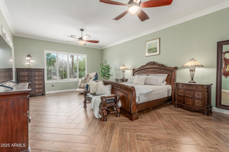14426 Becker Ln, Surprise, AZ 85379