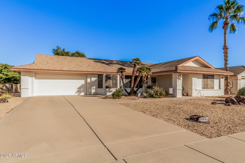 14426 White Rock Dr, Sun City West, AZ 85375