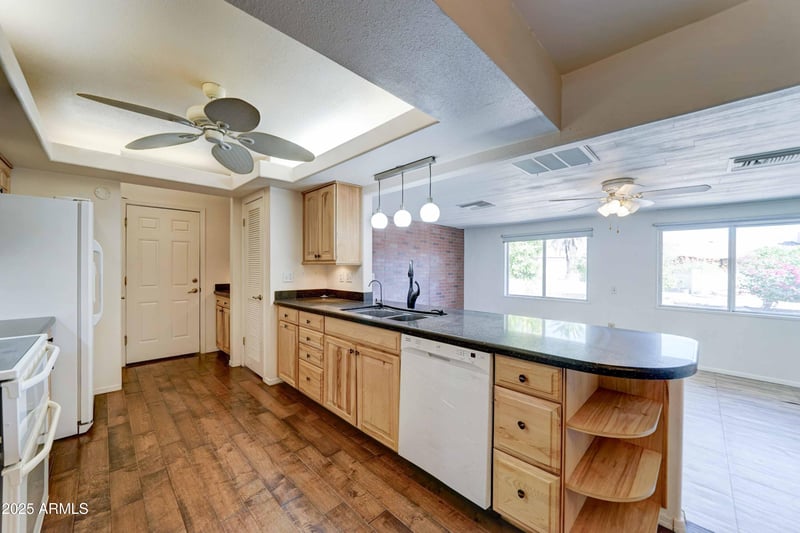 14439 N Sun Valley Dr, Sun City, AZ 85351