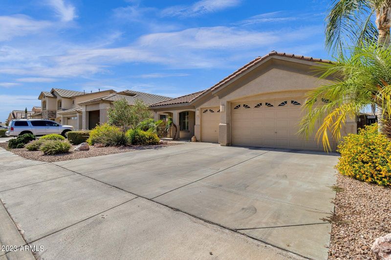 14439 W Redfield Rd, Surprise, AZ 85379