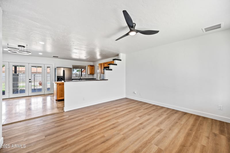 1444 Wickieup Ln, Phoenix, AZ 85027