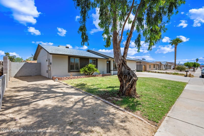 1444 Wickieup Ln, Phoenix, AZ 85027