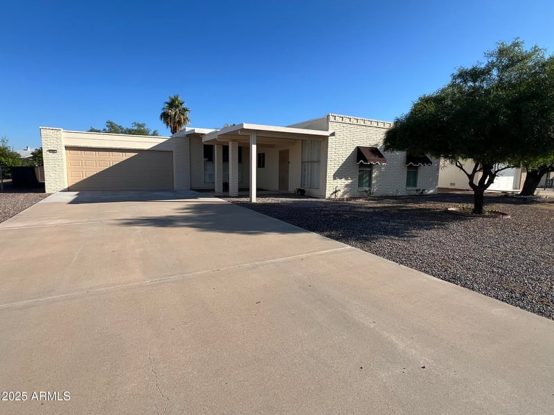 14443 Boswell Blvd, Sun City, AZ 85351