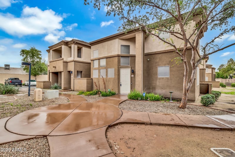 1445 Broadway Rd #106, Tempe, AZ 85282