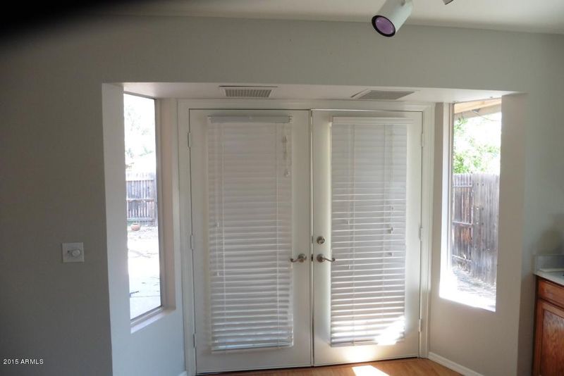 1445 E Kerry Ln, Phoenix, AZ 85024