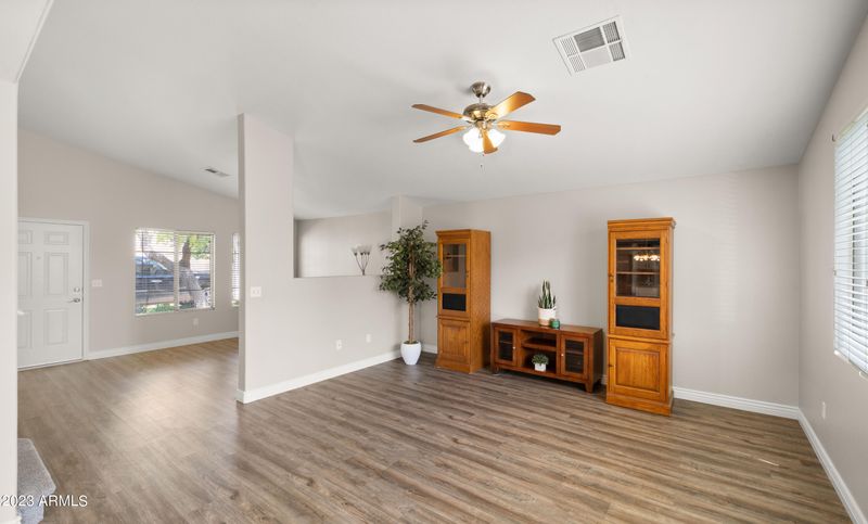 1445 S Boulder St #D, Gilbert, AZ 85296