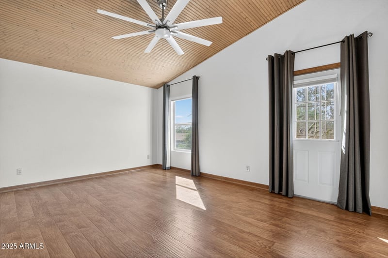 1445 Utopia Rd, Phoenix, AZ 85024